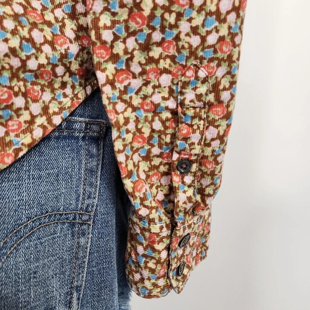 Boden Multicolor Floral Button Down Shirt - Picture 7 of 12